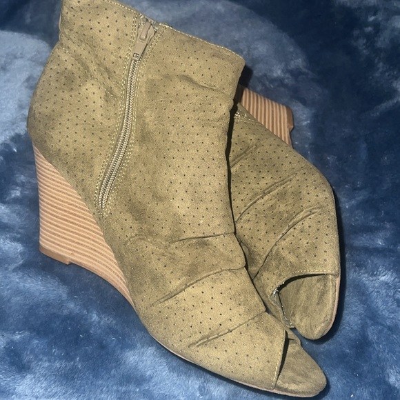 Green wedge new - Picture 2 of 4